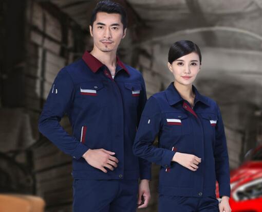 齊(qi)業在(zai)選擇南(nan)京工(gong)作(zuò)服定做廠(chǎng)傢(jia)時需要注意哪些